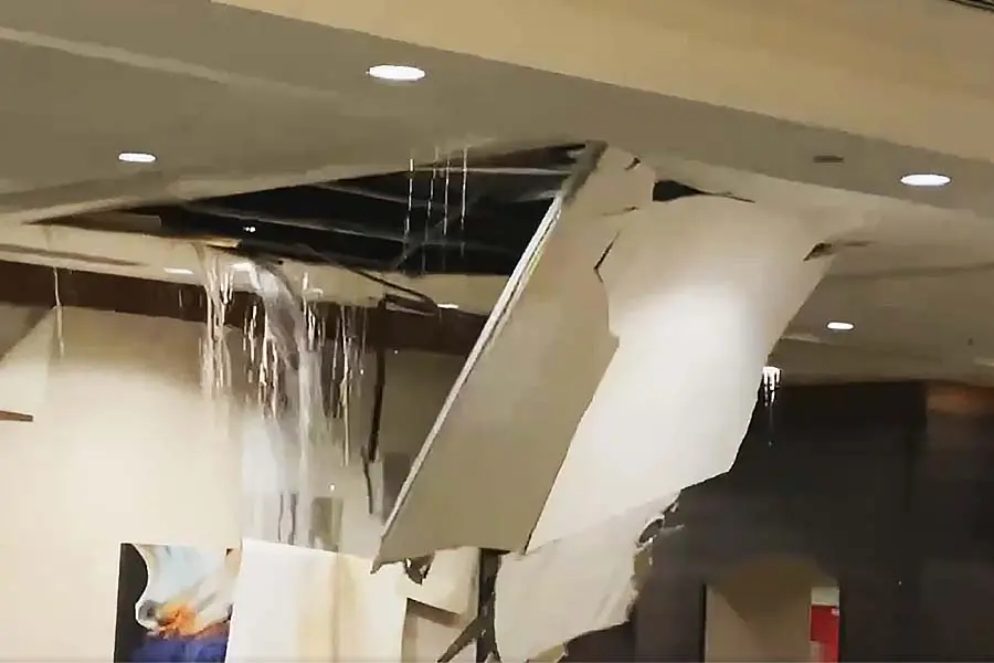 Burst pipe water damage in a Palmetto, GA home